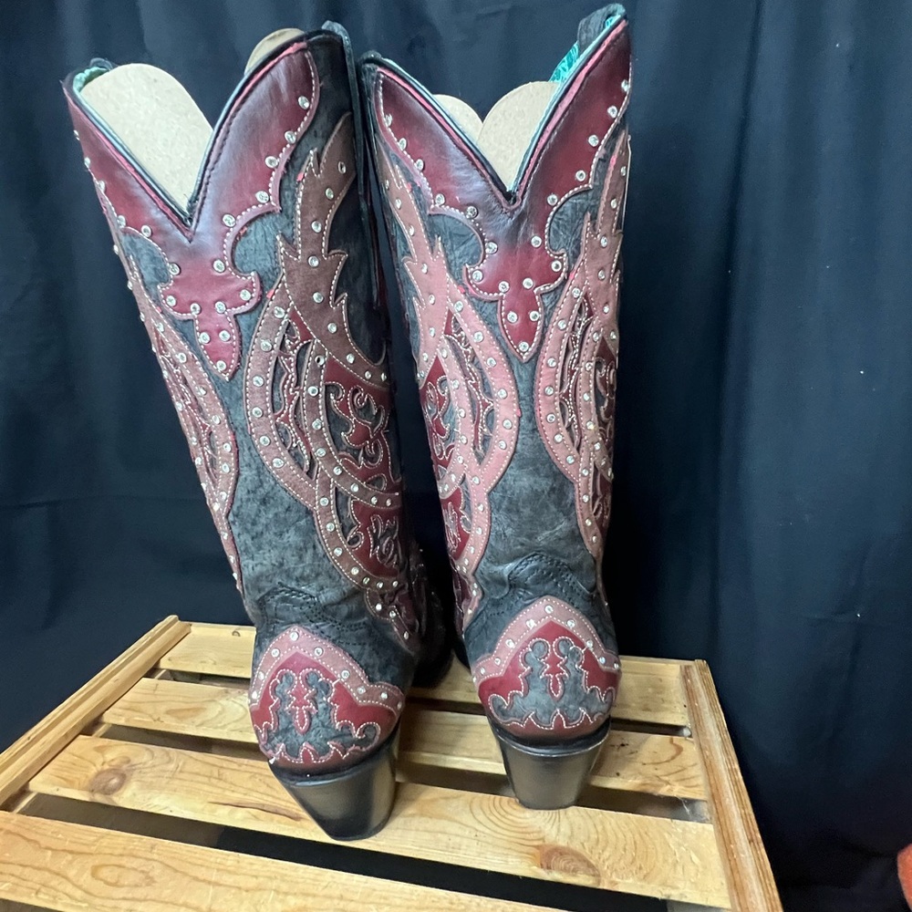 Corral Women's Western Boots Black/Red Overlay w/Rhinestone Studs. Size 10.5 - Picture 6 of 13